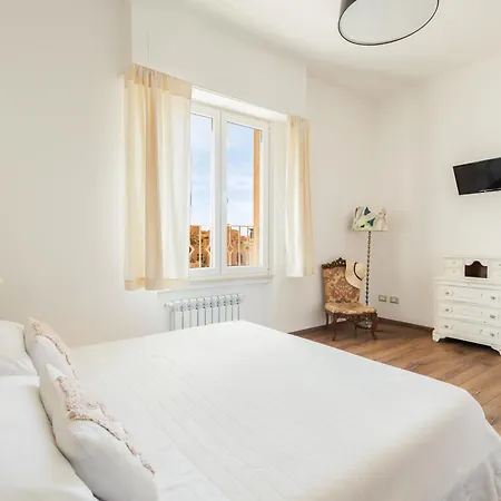 Maison 6 Gasthuis Ostia