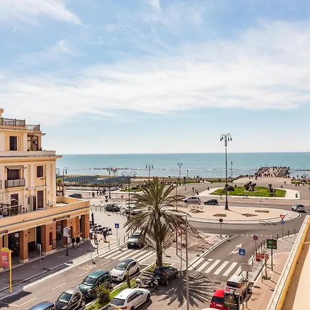 Maison 6 3* Lido di Ostia